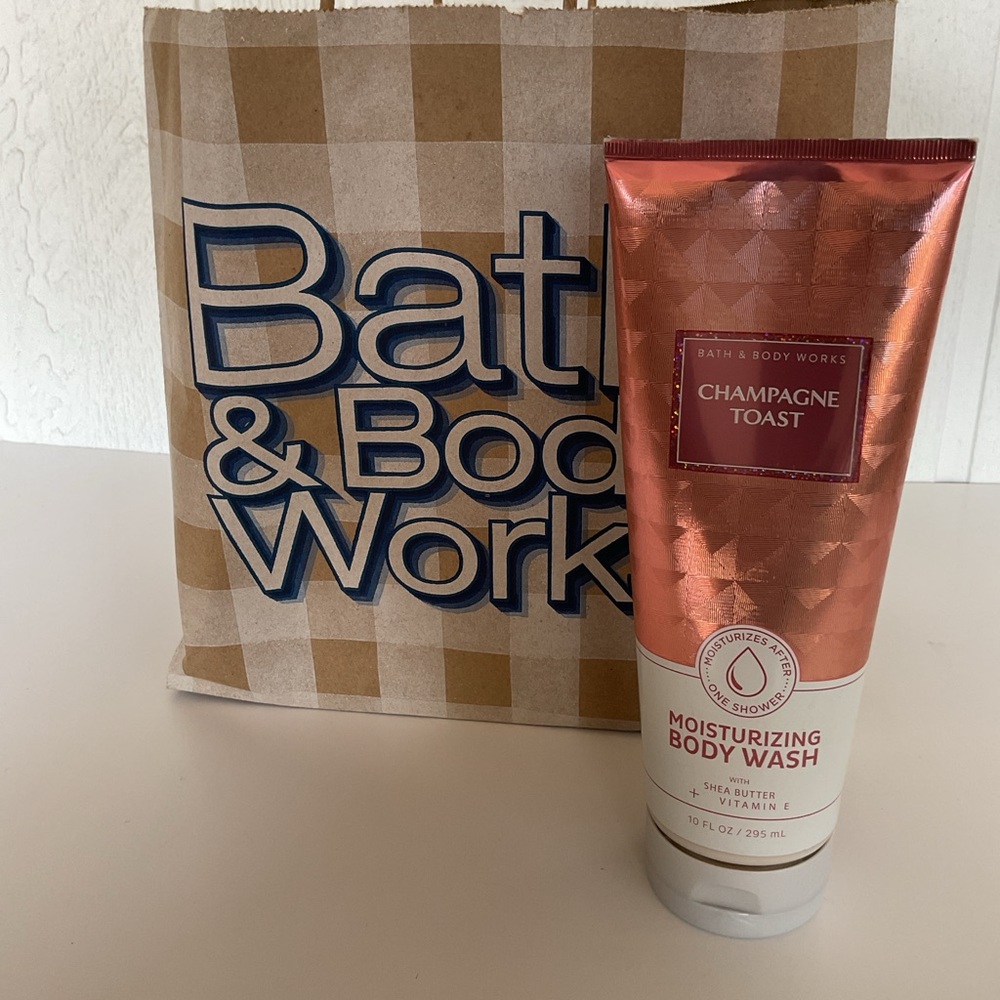 BATH & BODY WORKS CHAMPAGNE TOAST BODY WASH NWT